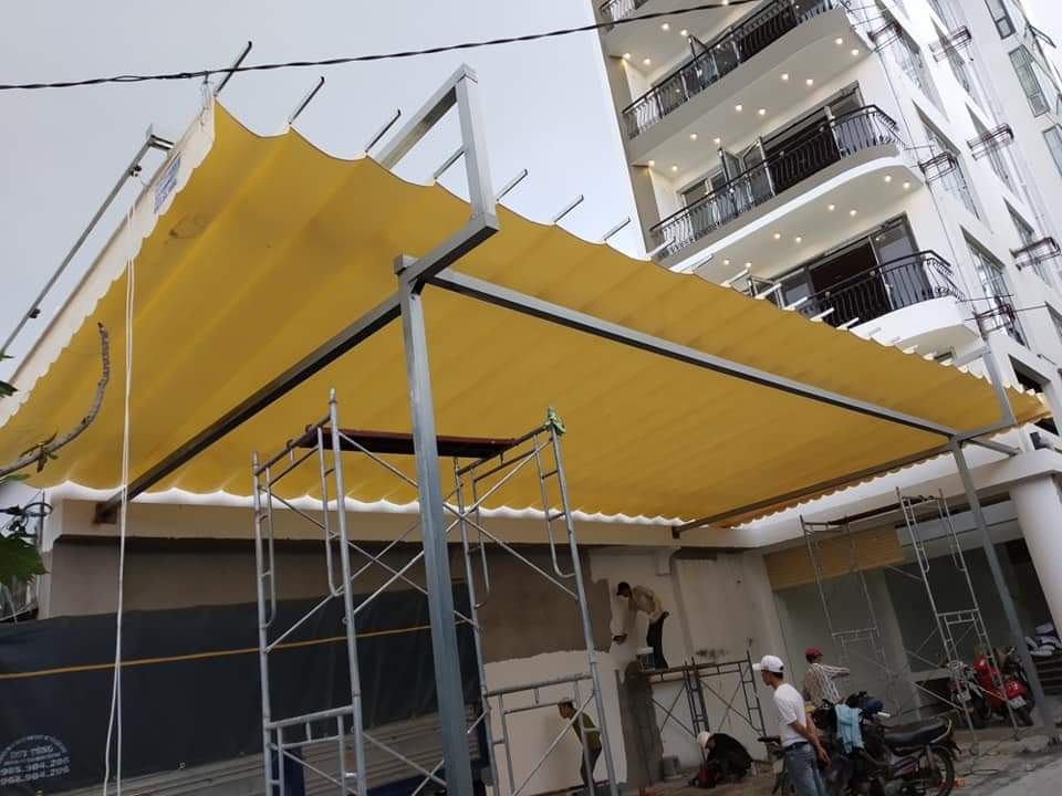 Thi Công Mái Xếp Bình Dương – Đẹp, Bền, Kéo Xếp Linh Hoạt 7 qua trinh thi cong gan bat xep len khung